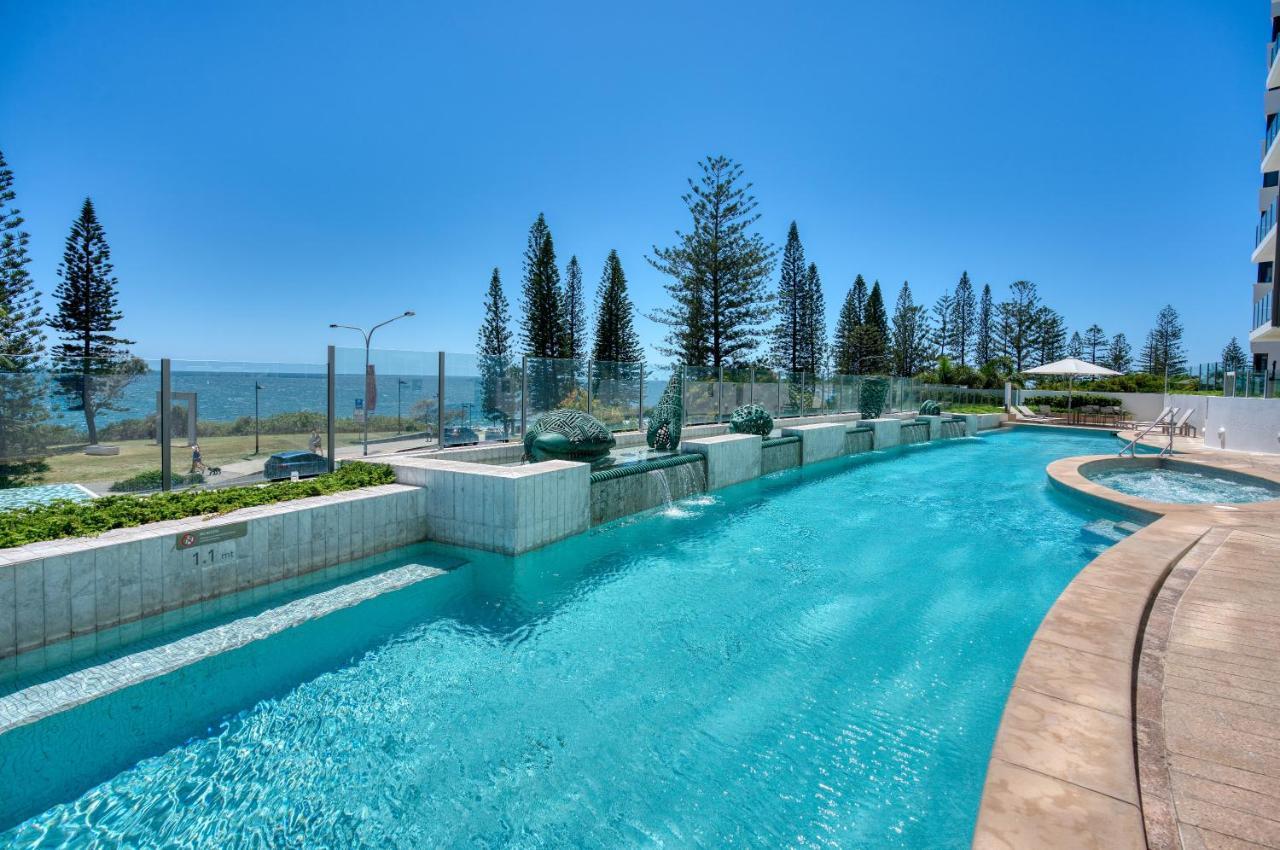 Oceans Mooloolaba Hotel Bagian luar foto